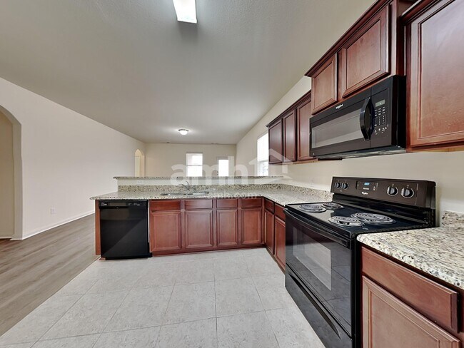 Foto del edificio - 1544 Park Trails Blvd