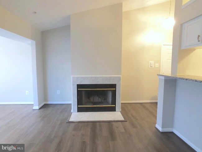 Foto del edificio - 13103 Briarcliff Terrace