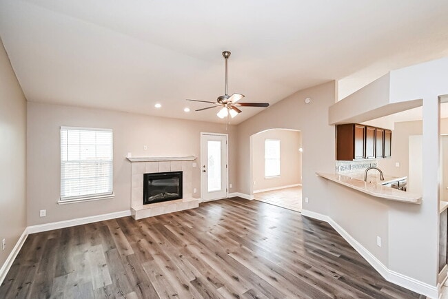 Building Photo - 2916 Waters View Cir