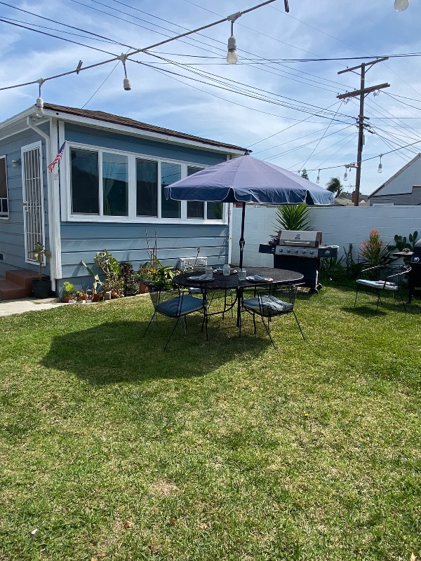 Foto del edificio - 8735 1/2 Harvard Blvd