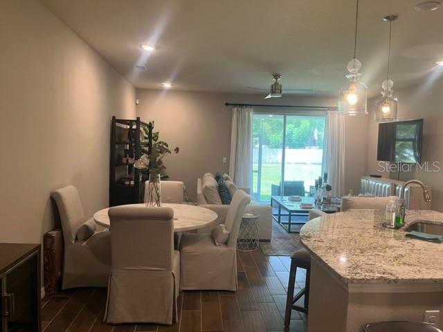 Foto del edificio - 2903 Grand Kemerton Pl