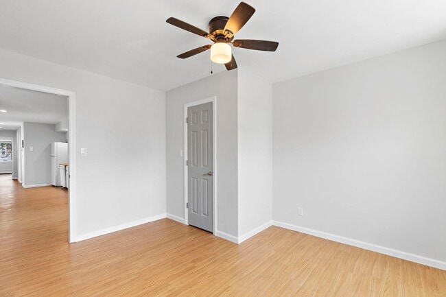 Building Photo - 3478 John F. Kennedy Blvd