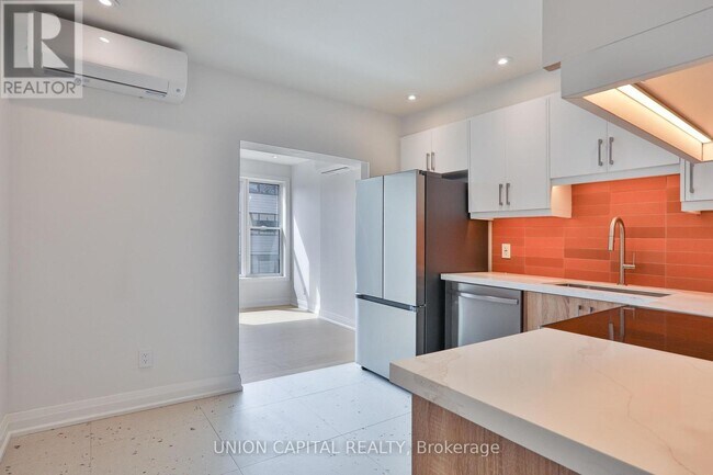 Photo du bâtiment - 612 Gerrard St E