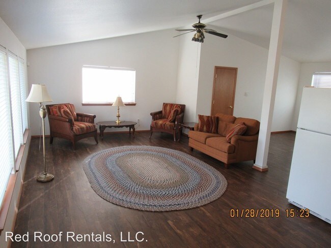 Foto del edificio - 1607 1/2 141st Street Ct S