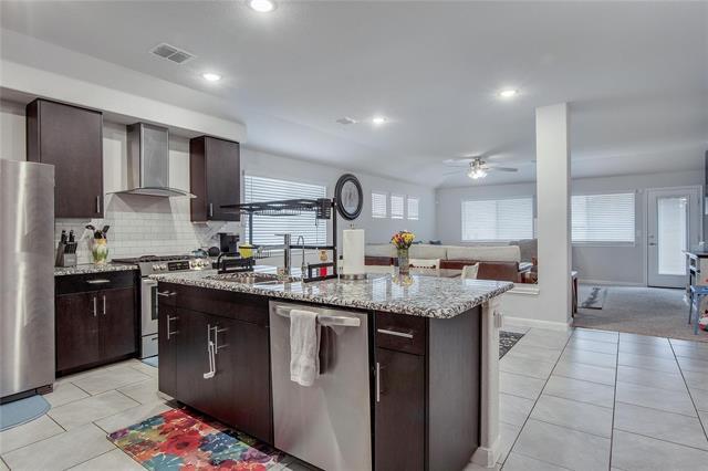 Foto del edificio - 1152 Kingbird Ln