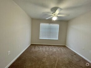Building Photo - 1320 Hendrix Rd