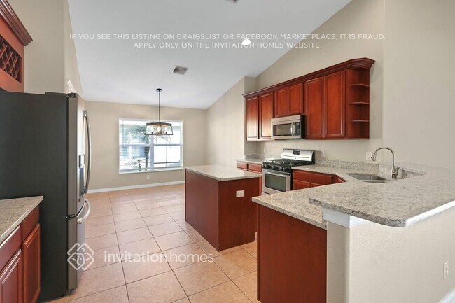 Foto del edificio - 6827 Guilford Bridge Dr