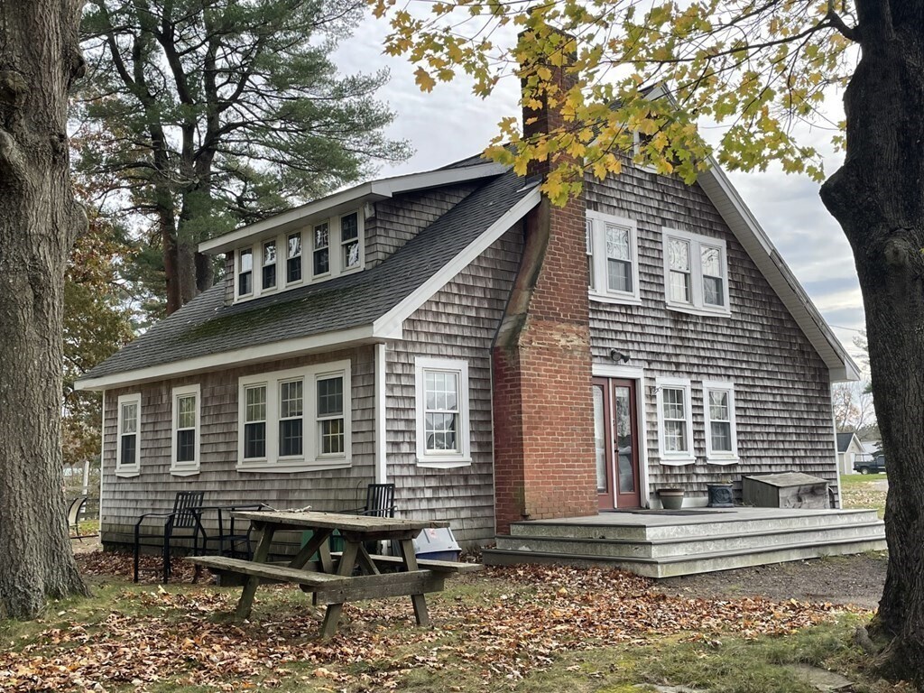 Primary Photo - 233 Washington St