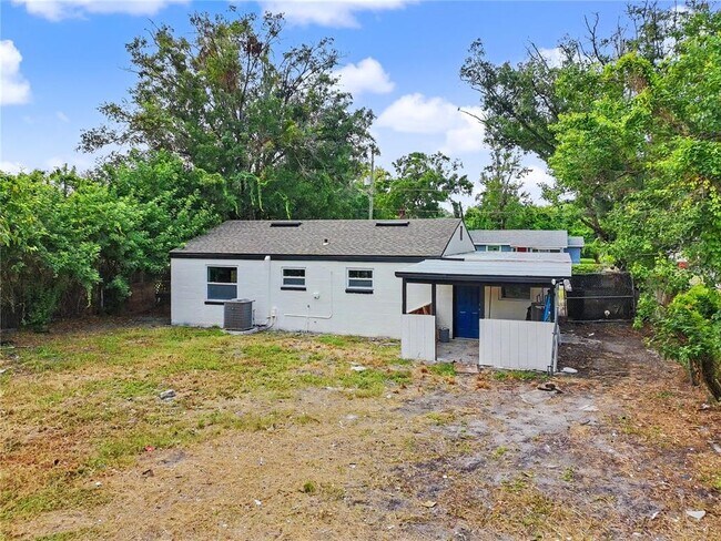 Foto del edificio - 2848 Harwood St