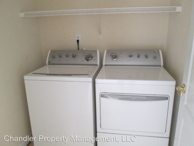Building Photo - 3925 Quailshire Ln