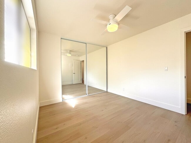 Building Photo - Residential Apartment near Downtown Fullerton