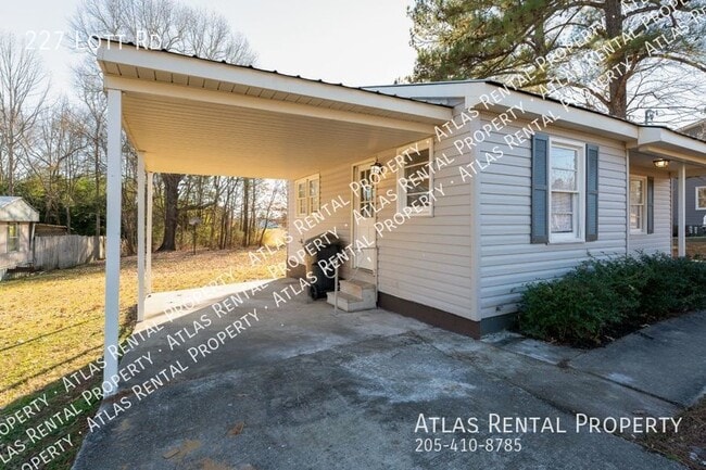 Building Photo - 227 Lott Rd