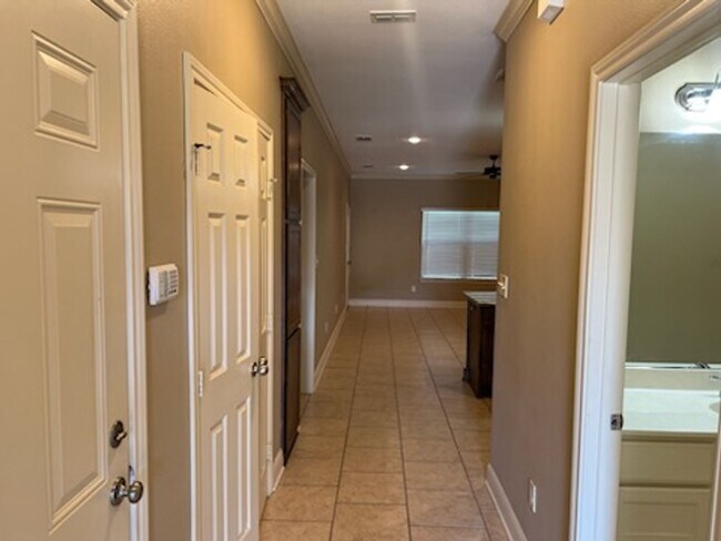 Building Photo - 3982 Mobley Cir