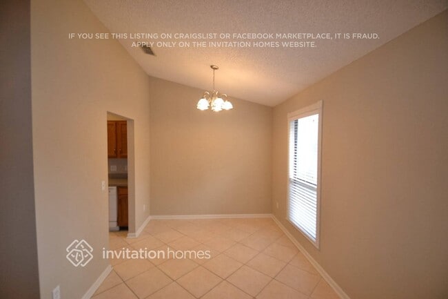 Building Photo - 3862 English Colony Dr N