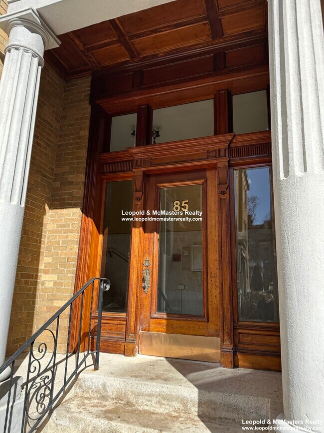 Foto del edificio - 87 Winchester St