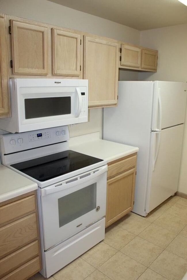 Building Photo - 1 Bed/1Bath Condo in Carlsbad!! ~Hosp Way ...
