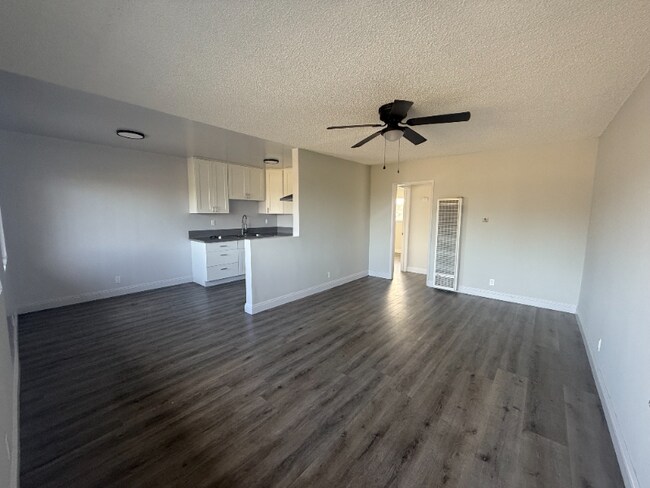 Foto del edificio - 1122 W 94th St