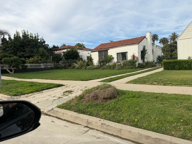 Foto del edificio - 1147 S Victoria Ave