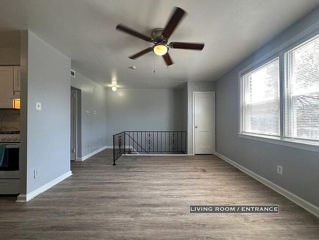 Foto del edificio - 6242 Mulberry St