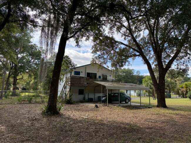 Building Photo - 201 NE 43rd Ave