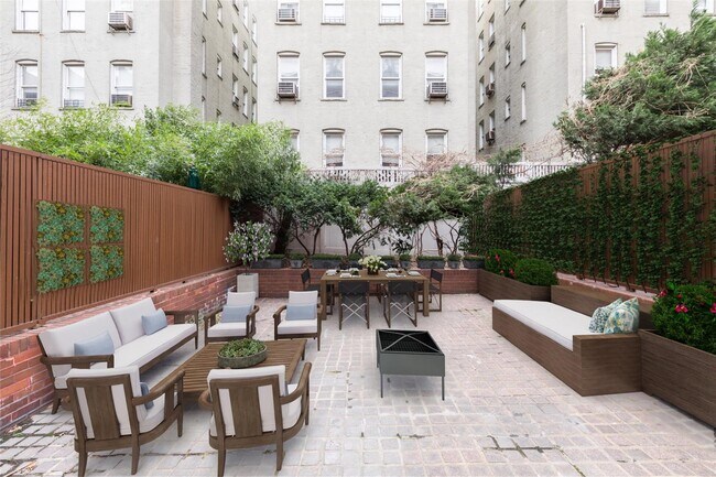 Building Photo - 234 East 67th Street