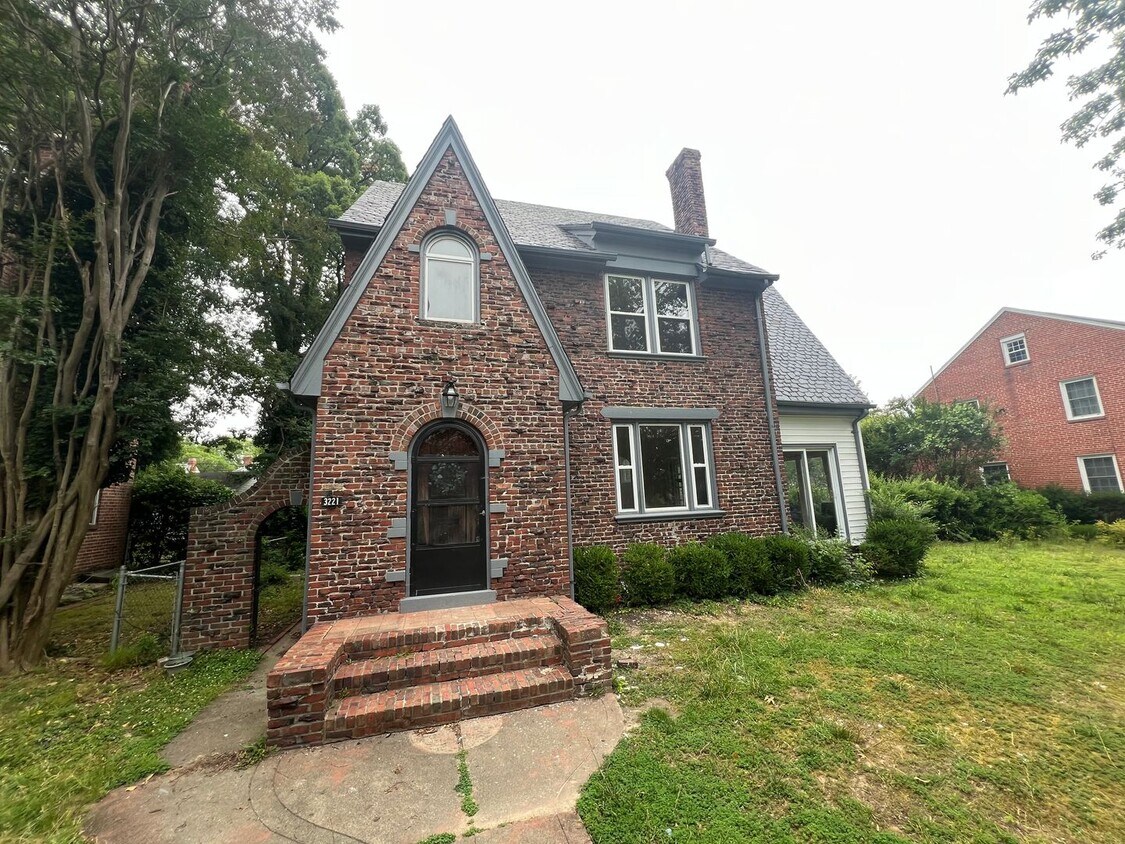 Foto principal - 3221 Edgewood Ave