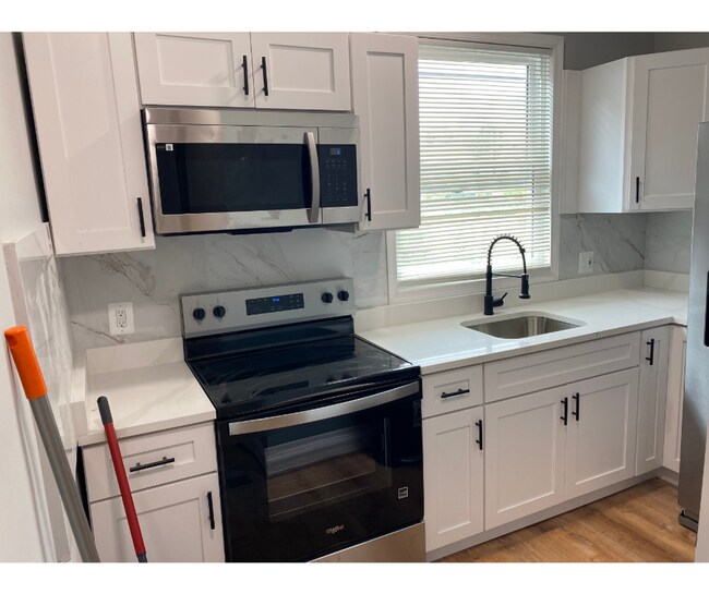 Foto del edificio - 3412 Gwynns Falls Pkwy