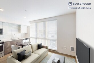 Building Photo - 109 S Division St