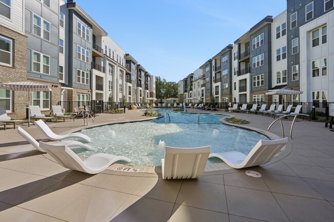 Building Photo - Bask Apartments