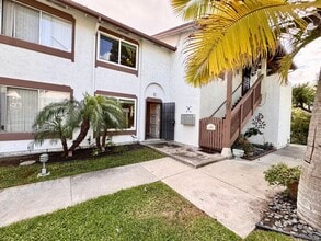 Building Photo - 6543 Bell Bluff Ave