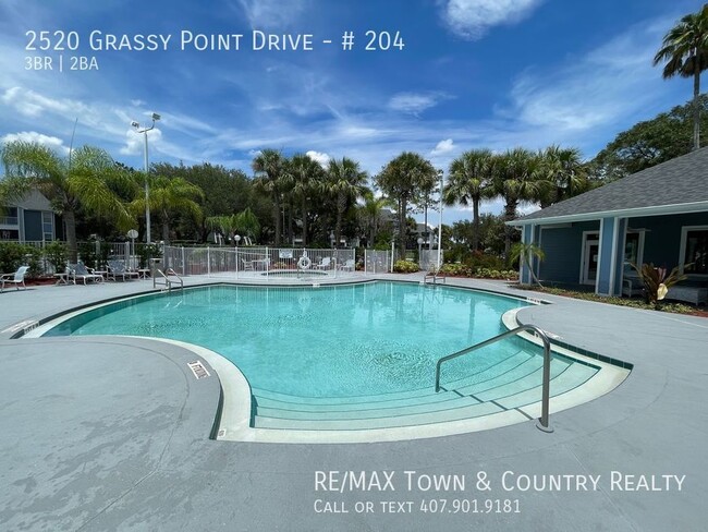 Building Photo - 2520 Grassy Point Dr