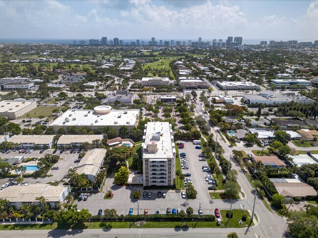 Foto del edificio - 1831 NE 38th St