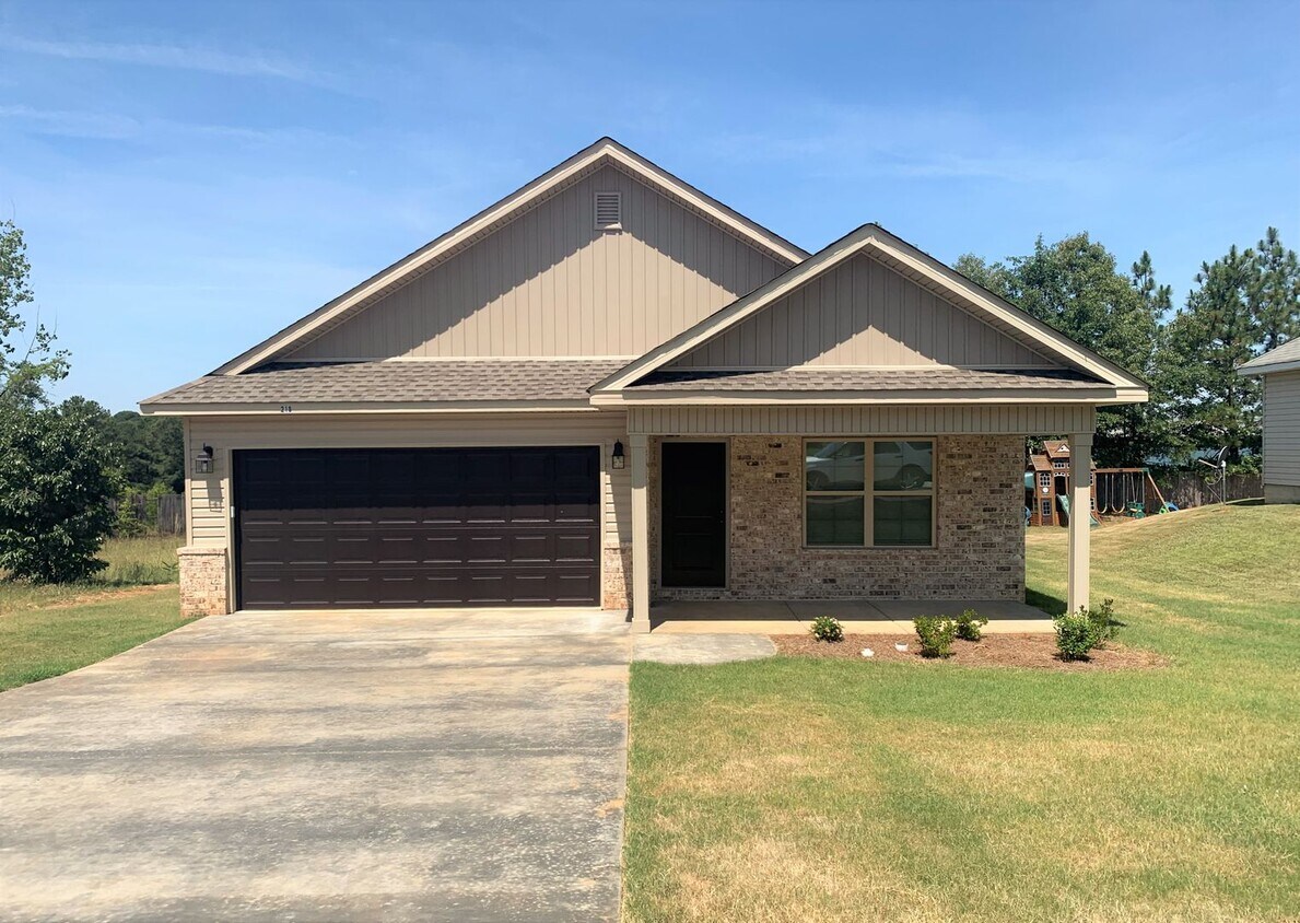 Primary Photo - Great Home!!