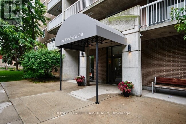 Building Photo - 110-1110 Forward Ave