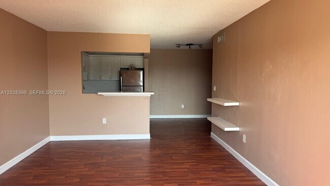 Foto del edificio - 8950 NE 8th Ave