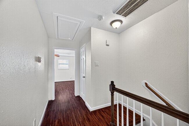 Foto del edificio - 2706 Mason St