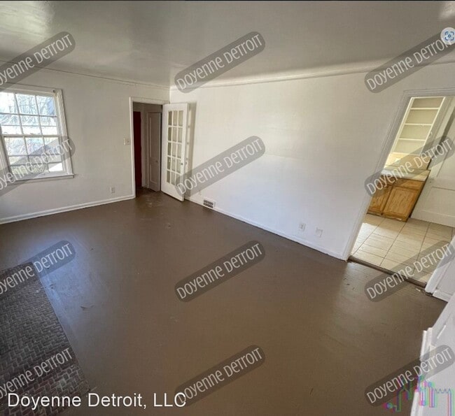 Building Photo - 3 br, 1 bath House - 16217 Robson