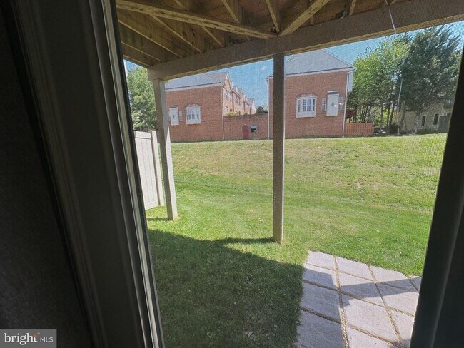 Foto del edificio - 3697 Ambrose Hills Rd