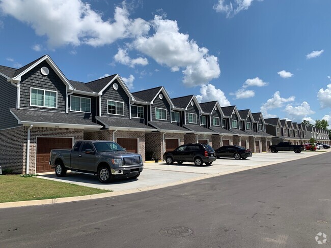 Building Photo - The Grove Luxury Townhomes