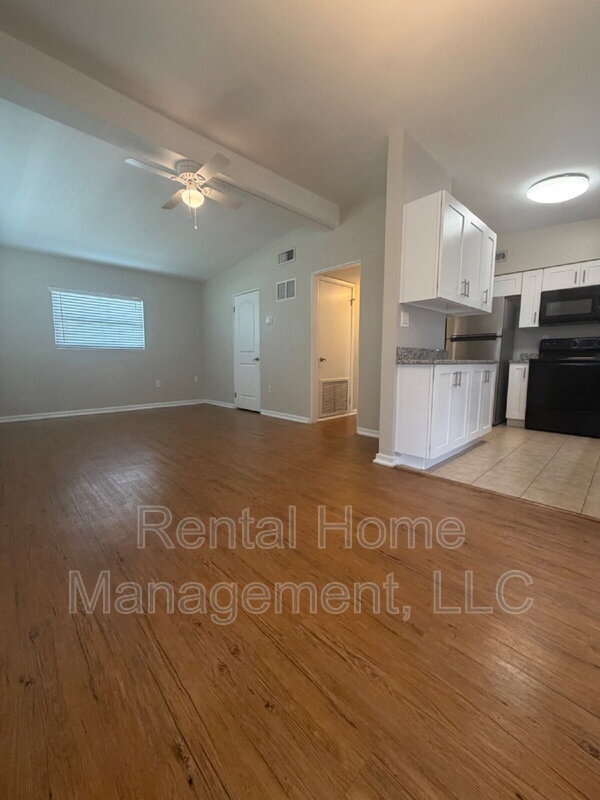 Building Photo - 503 Shannon Rd