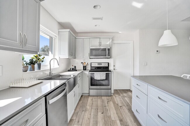 Foto del edificio - 1299 SW 9th St