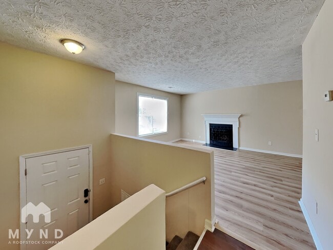 Building Photo - 1626 Sugar Downs Ct SE