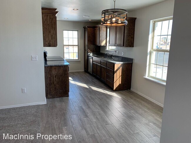 Building Photo - 3 br, 2 bath House - 6904 Mercury Tr