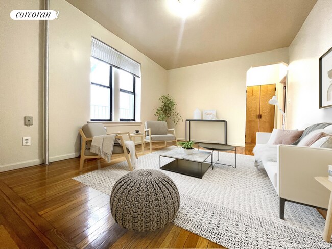 Foto del edificio - 8405 Bay Pkwy