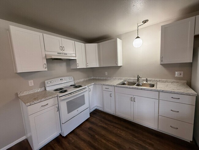 Foto del edificio - 2318-2320 E Dalke Ave