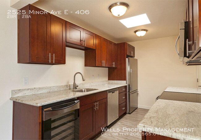 Foto del edificio - 2525 Minor Ave E