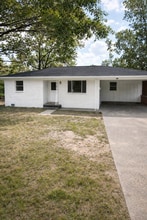 Building Photo - 400 W Scenic Dr