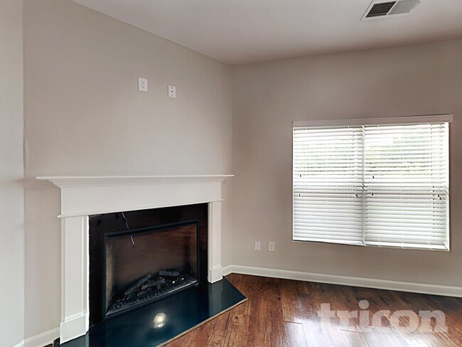 Building Photo - 283 Pernell Dr