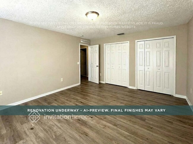Building Photo - 3165 Hoover Dr