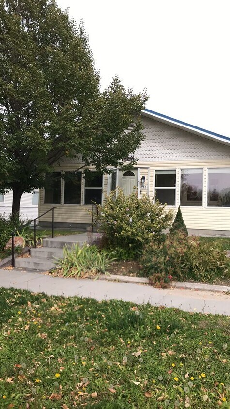 Foto principal - 212 N 6th Ave